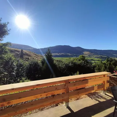 Peaceful And Comfortable With Valley View Le Claux